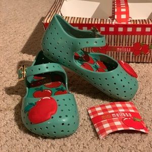 Mini Melissa Apple Shoes - size 6
